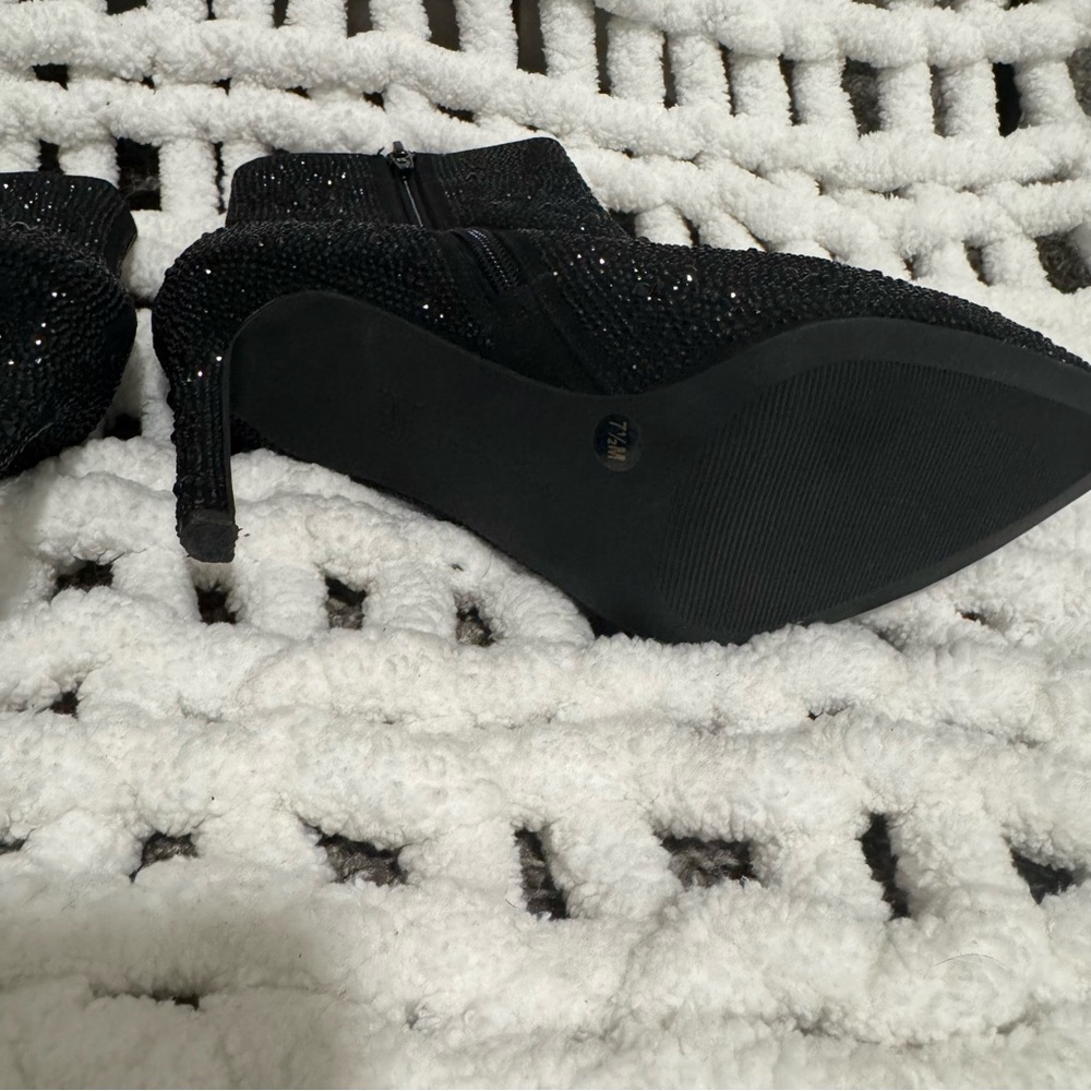 INC International Concepts Black Heeled Boots with Sparkly Finish - Picture 4 of 8